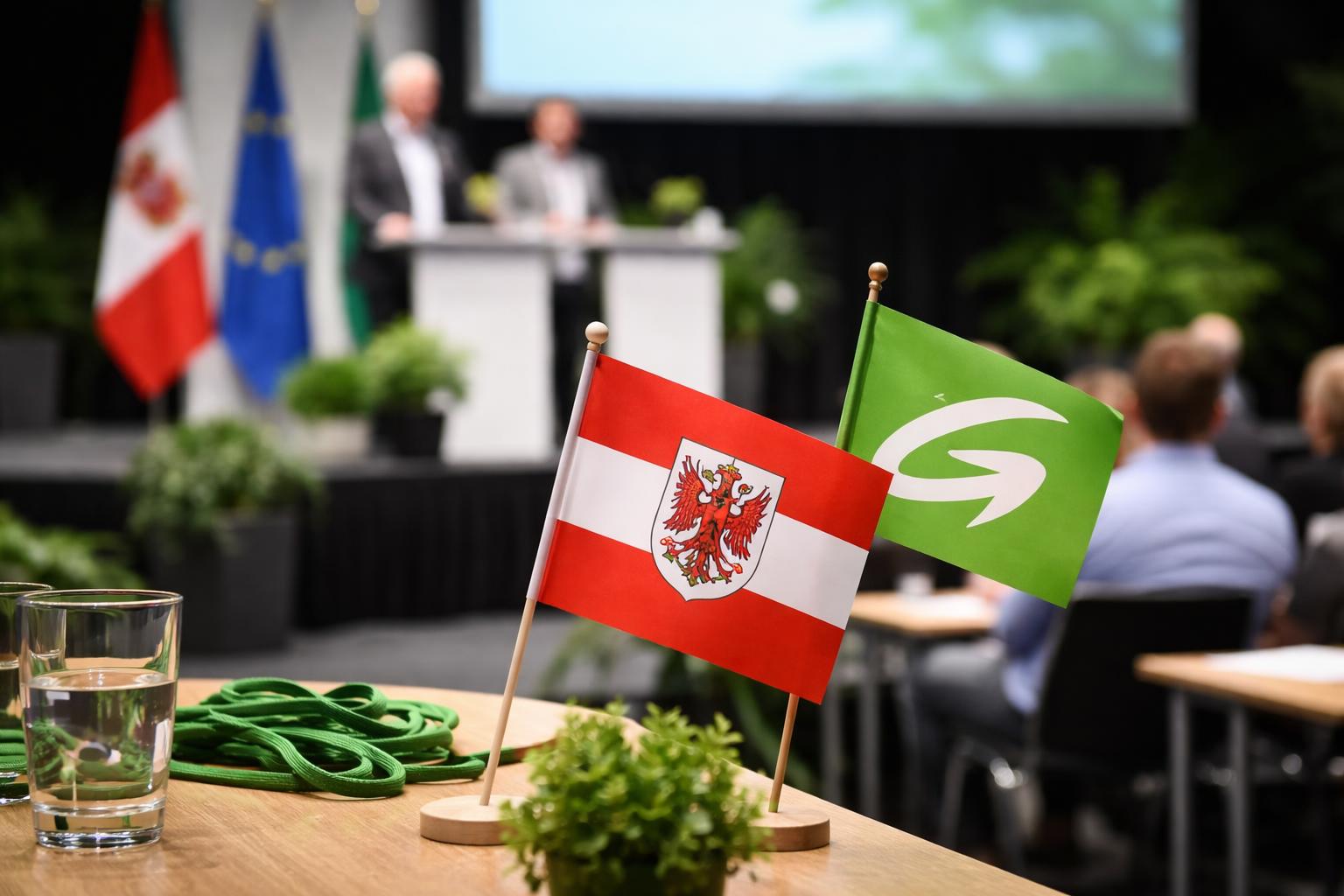 Redaktionelle Szene zum Thema „Tirols Grüne küren Gebi Mair zum Spitzenkandidaten für 2027“